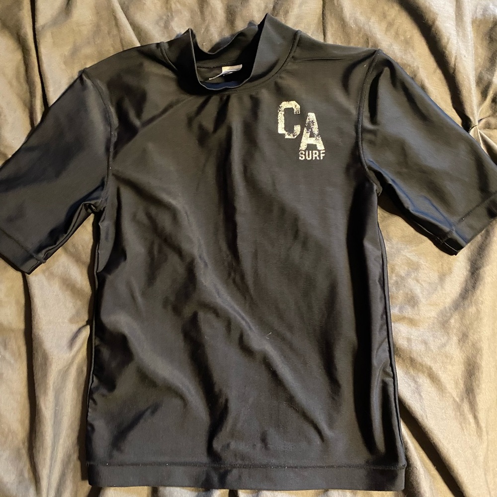 Boy’s Size Small (6/7) Rashguard
